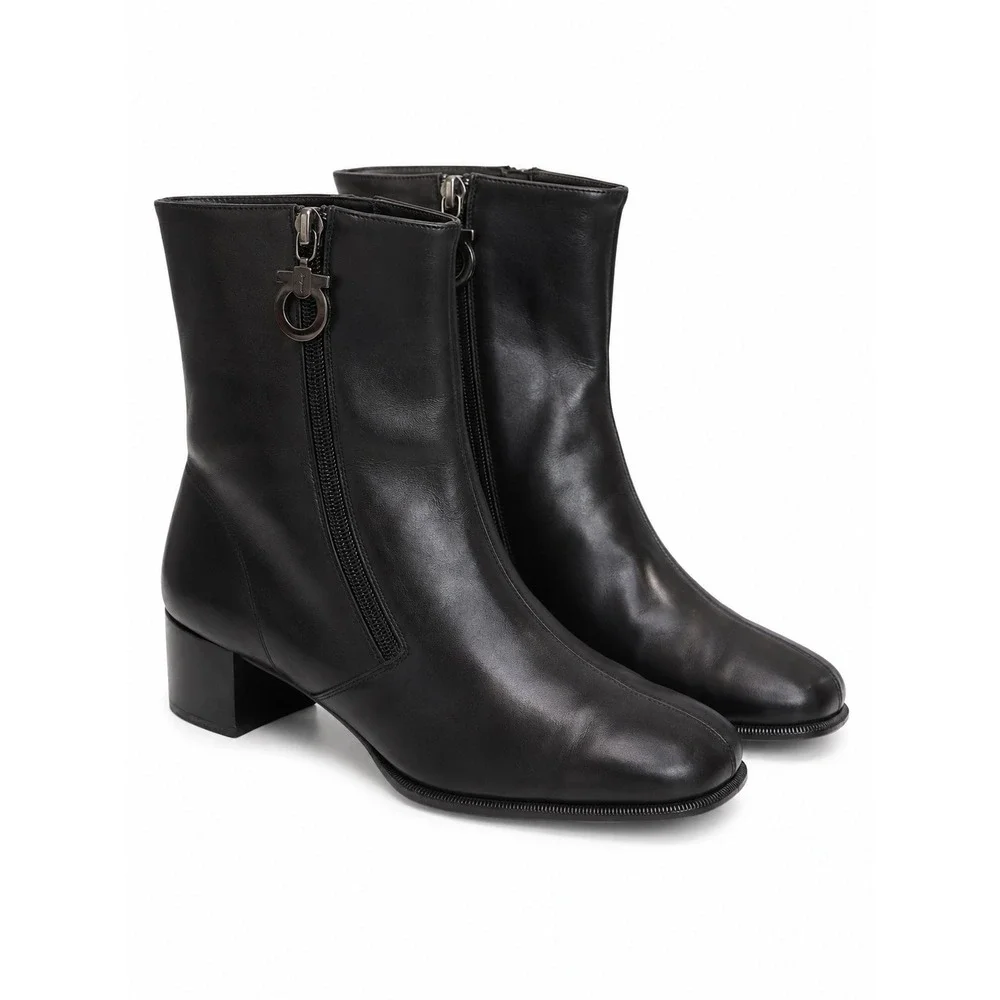 Salvatore Ferragamo Black Leather Gancini Ankle Boots Square Toe Block Heel 9.5